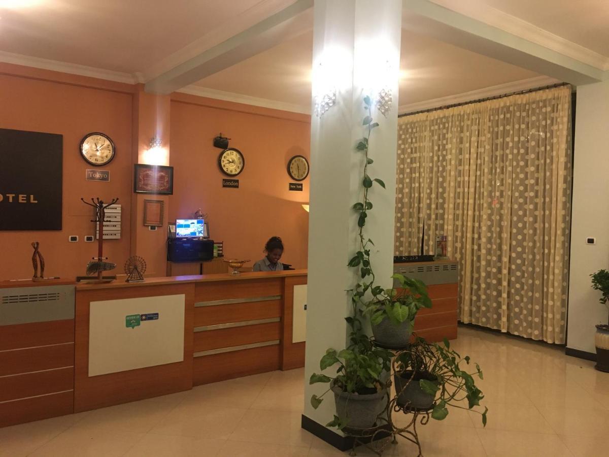 Jacaranda Hotel, Bahir Dar Exterior foto