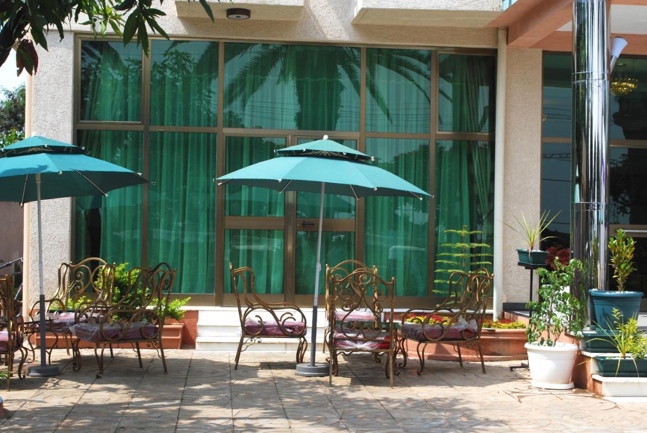 Jacaranda Hotel, Bahir Dar Exterior foto