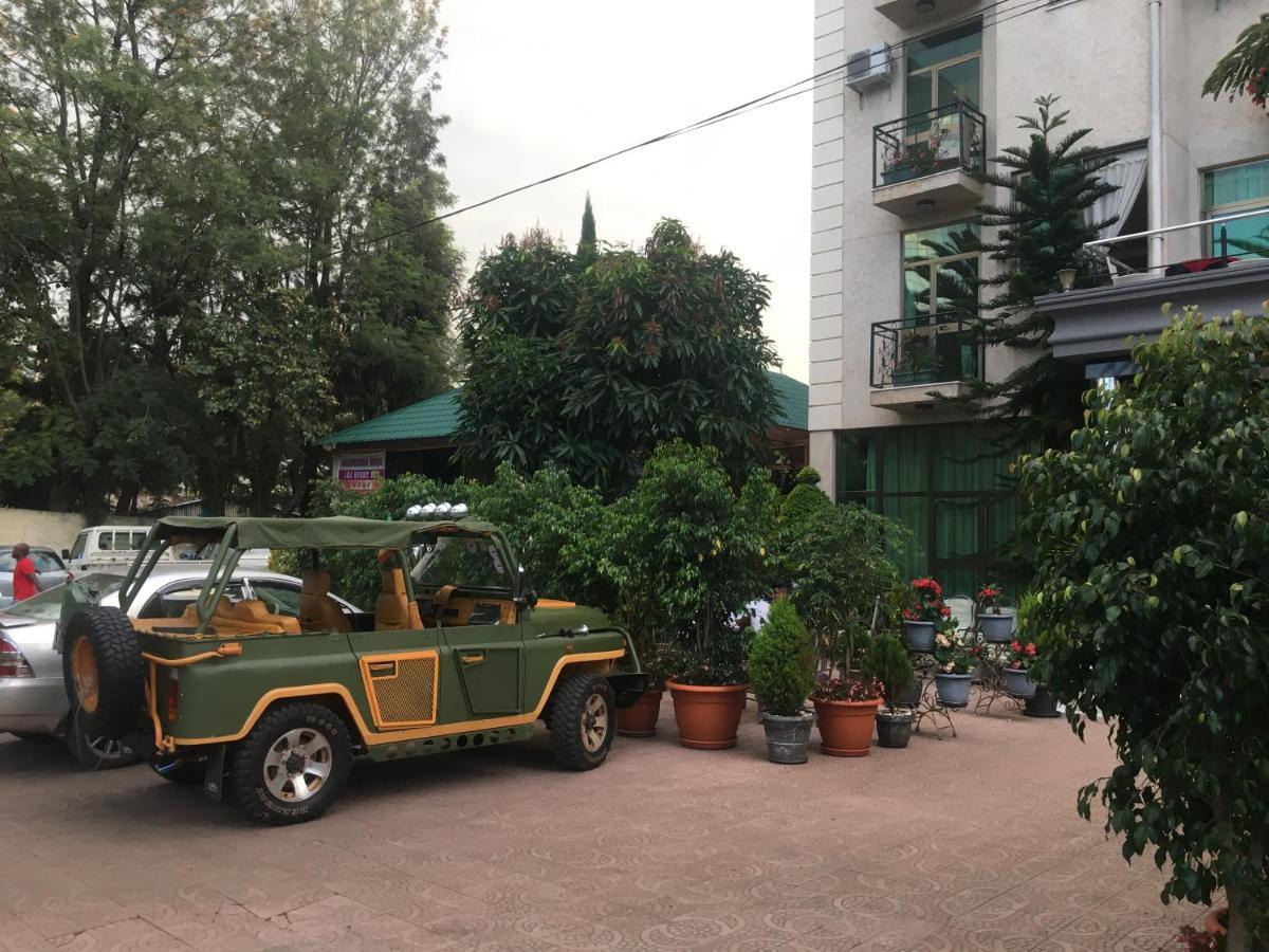 Jacaranda Hotel, Bahir Dar Exterior foto
